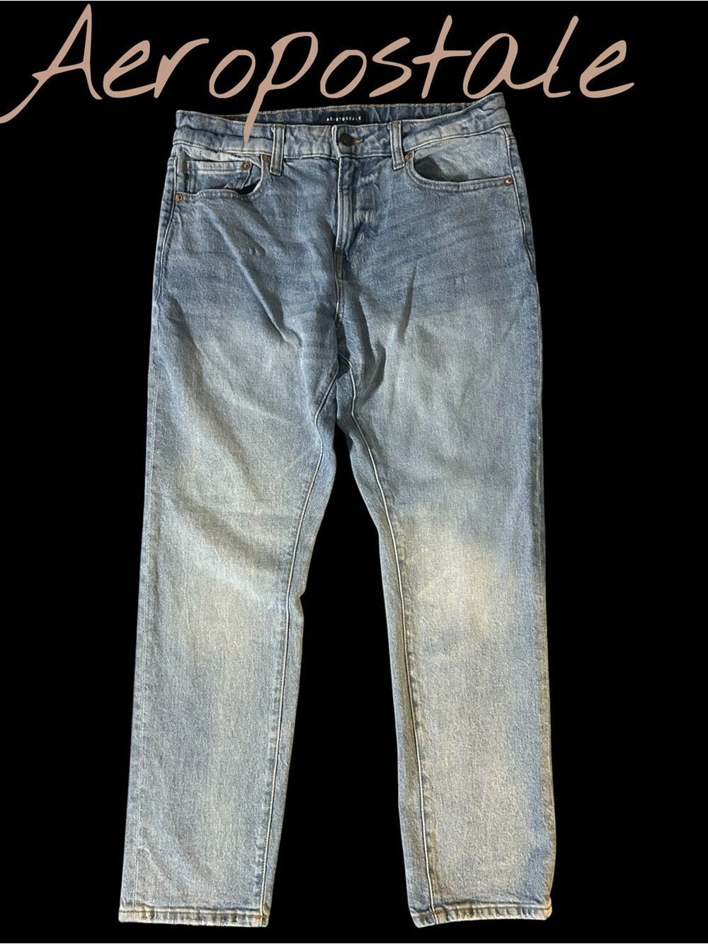 Aeropostale Men's Light Wash Athletic Slim Jeans 30/30